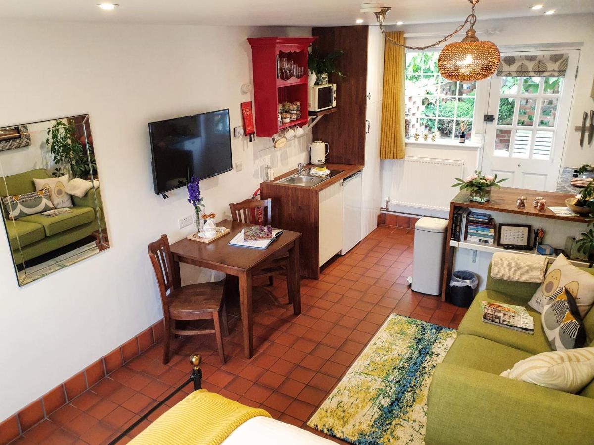 The Walnut, Meopham - A Private Retreat Rural Location Villa Luaran gambar